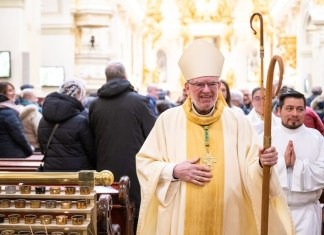 Soulignons le départ à la retraite de Mgr Marc Pelchat!