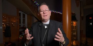 Le cardinal Lacroix vous souhaite joyeux Noël